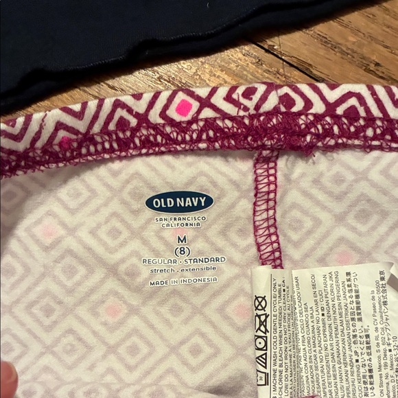 Old Navy and Others Assorted Clothing - Picture 7 of 9